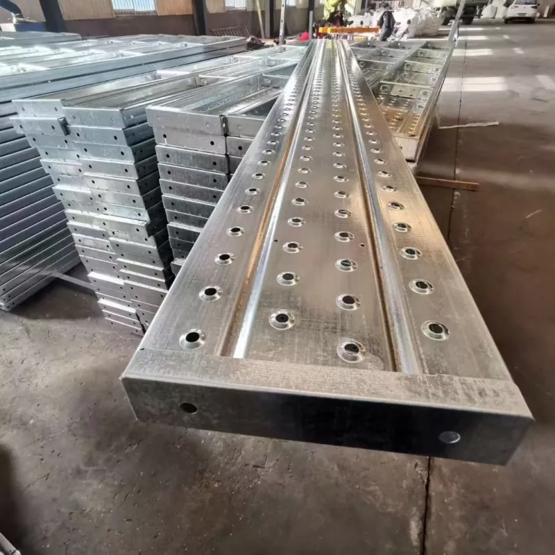 Encofrado de acero para la construcción de carreteras