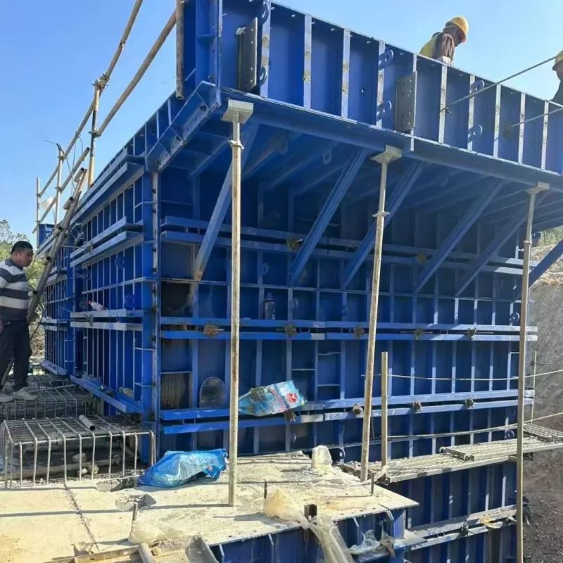 Encofrado de acero para proyectos de carreteras y puentes